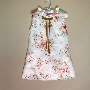 Baby girl dress size 18-24M flower pattern and bow